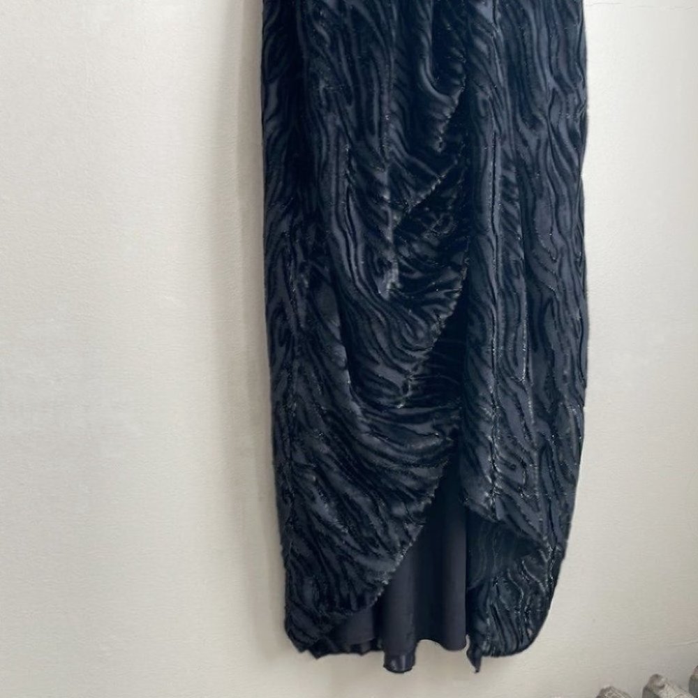 SAYLOR Farrah Tiger Metallic Velvet Burnout Divoré Wrap Style Midi Slit Dress - Picture 5 of 16